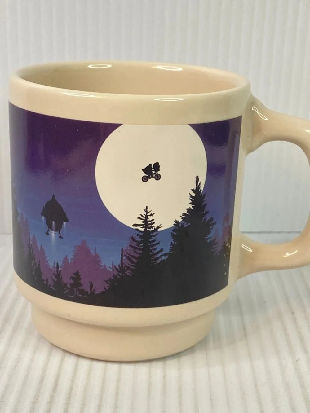 ET The Extra Terrestrial Movie Coffee Mug UCS LLC Amblin Entertainment